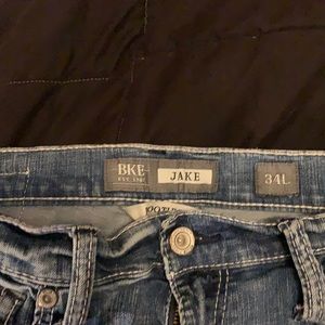 I’m selling my bke jakes 34/34 jeans